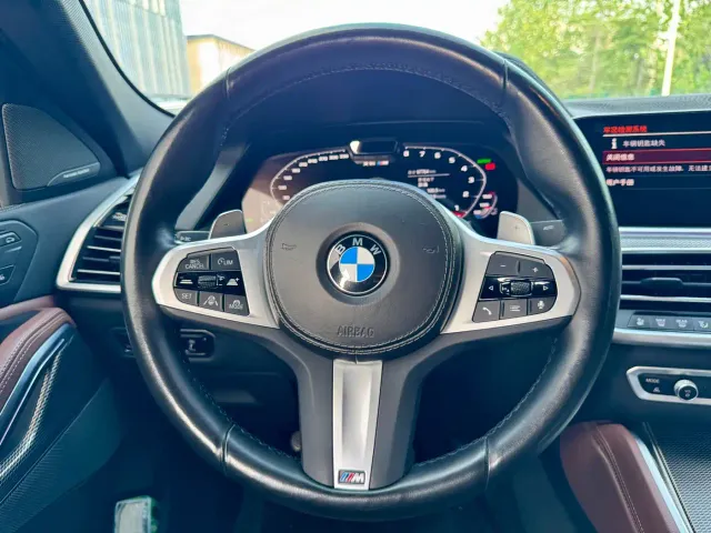 BMW X6 — Фото автомобиля 5
