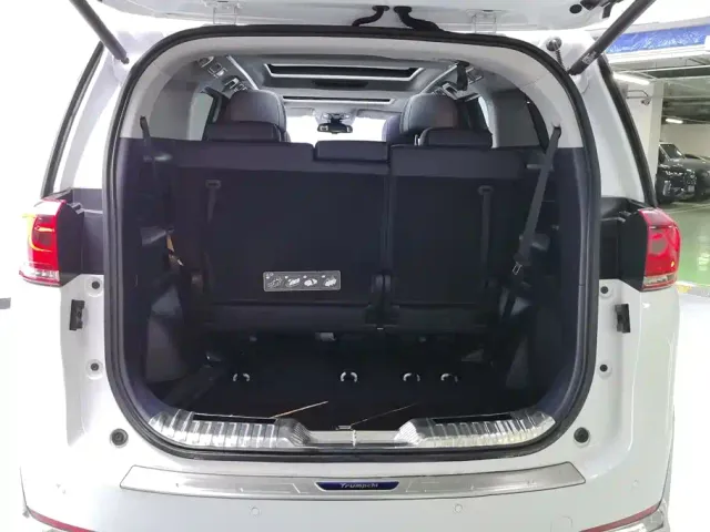 GAC Trumpchi M8 — Фото автомобиля 4