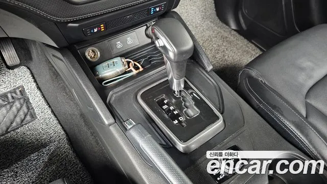 KG_Mobility_Ssangyong Rexton Новый Rexton Sport Khan Дизель 2.2 4WD — Фото автомобиля 9