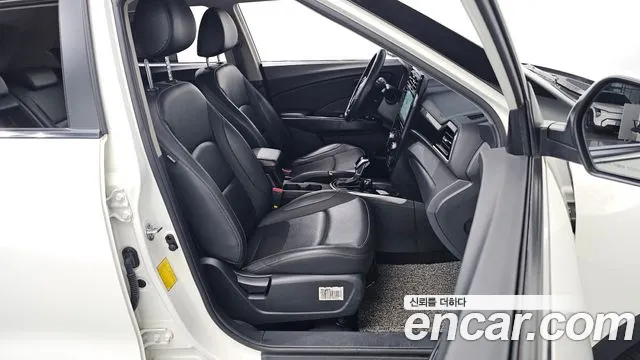 KG_Mobility_Ssangyong TIBOLI Very New Tivoli Бензин 1.5 2WD — Фото автомобиля 26