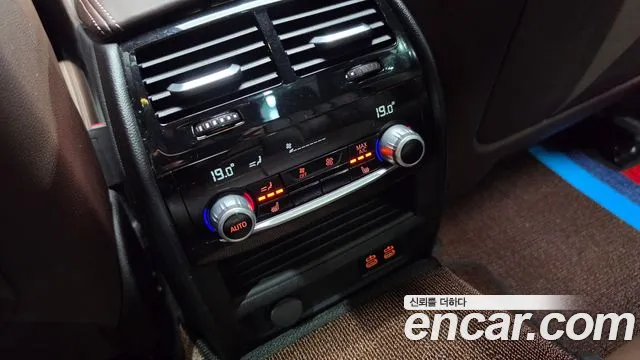 BMW 5 Series G30 — Фото автомобиля 28