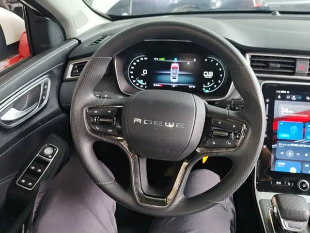 Roewe Roewe RX5 2025 PLUS 330TGI Auto Trend-Setting Smart Edition — Фото автомобиля 10
