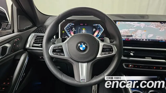 BMW X6 xDrive40i M Sport — Фото автомобиля 11