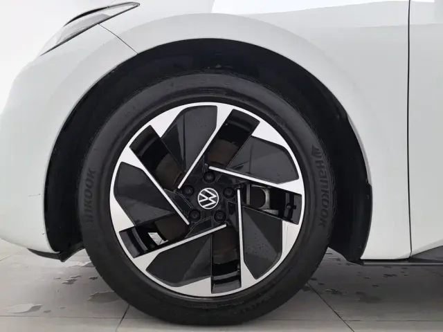 Volkswagen ID.3 — Фото автомобиля 17