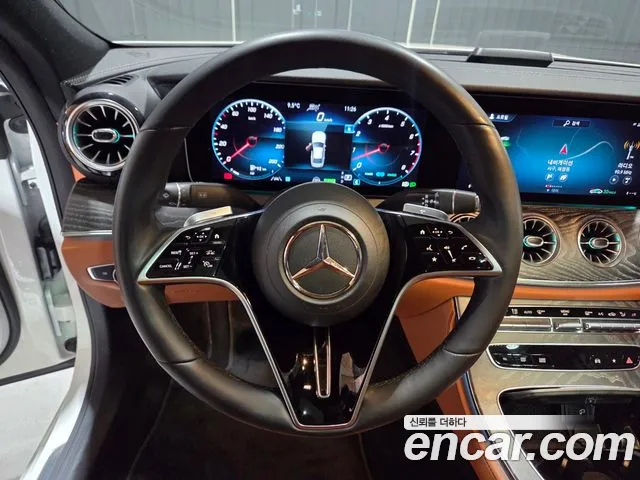 Mercedes-Benz CLS-Class — Фото автомобиля 14