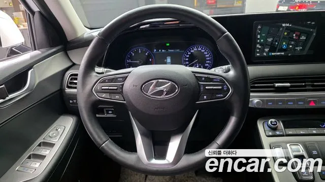 Hyundai Palisade Palisade Дизель 2.2 2WD — Фото автомобиля 13