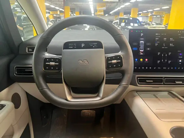 Li Auto MEGA — Фото автомобиля 6