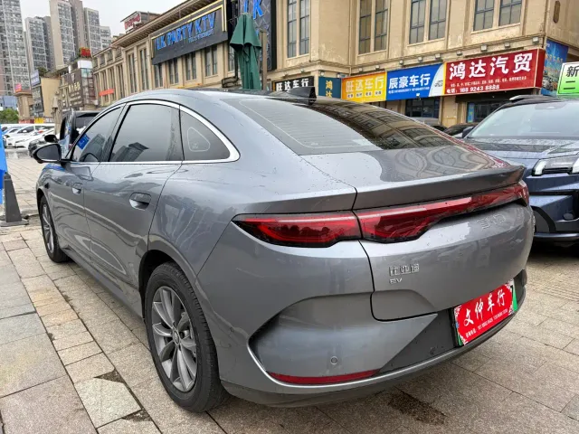 BYD Qin L — Фото автомобиля 6