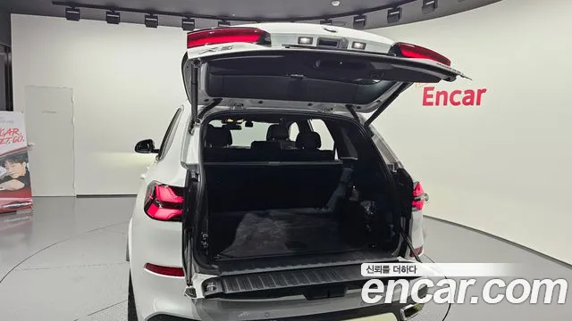 BMW X5 xDrive 40i M Sport — Фото автомобиля 26