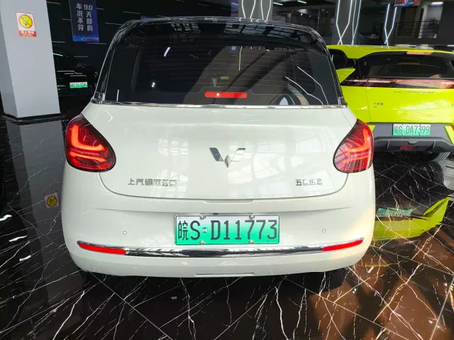 Wuling Bingo — Фото автомобиля 4