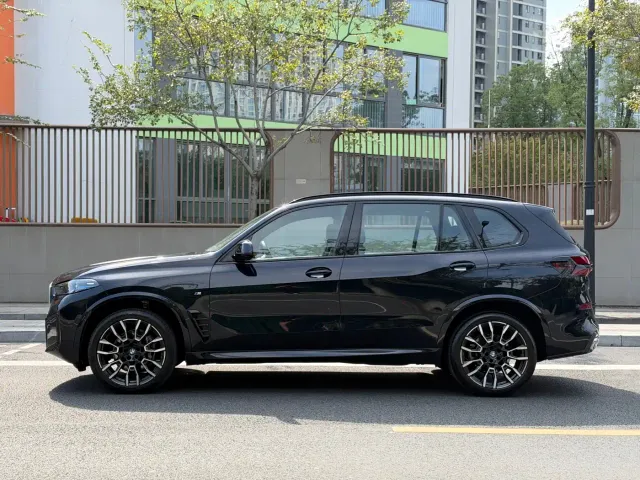 BMW X5 — Фото автомобиля 3