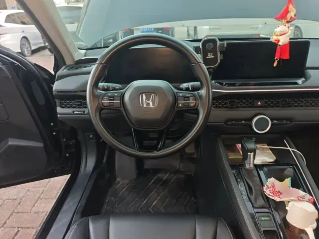 Honda Accord — Фото автомобиля 6