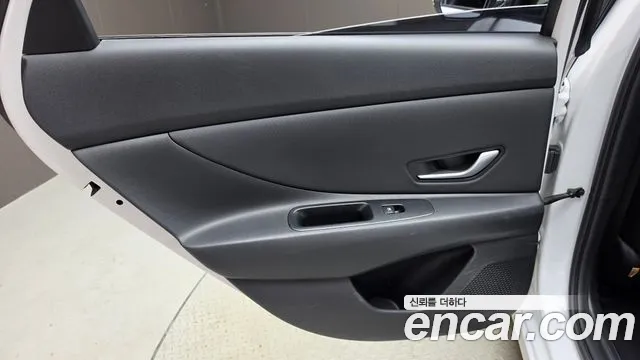 Hyundai Avante — Фото автомобиля 14