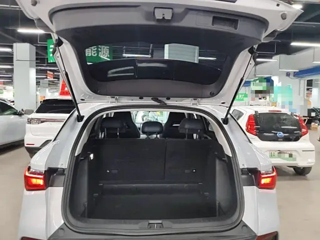 BYD Yuan PLUS — Фото автомобиля 18