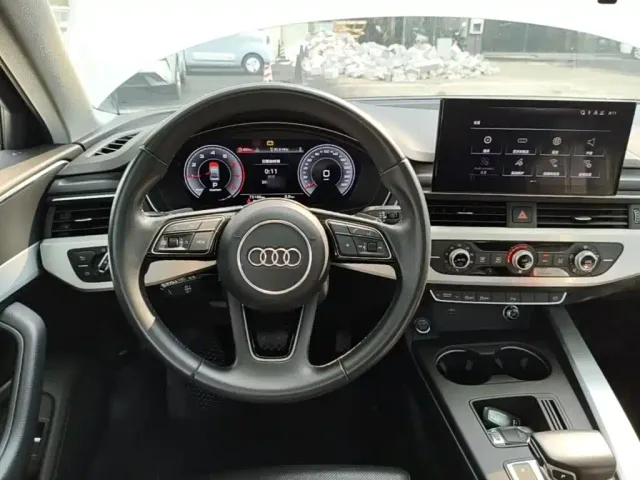 Audi A4L — Фото автомобиля 10