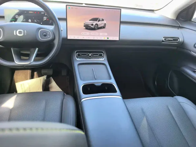 Changan Qiyuan Q05 — Фото автомобиля 7