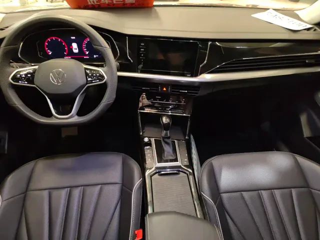 Volkswagen Passat — Фото автомобиля 9