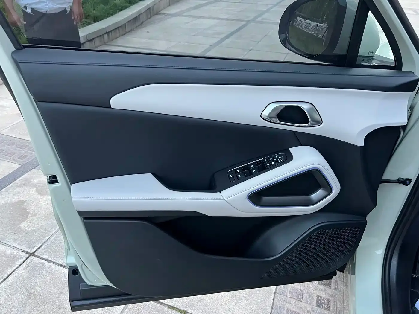 BYD Yuan UP 2024 401KM Vitality Edition — Фото автомобиля 16