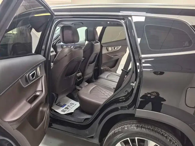 Chery Tiggo 8 PRO — Фото автомобиля 13