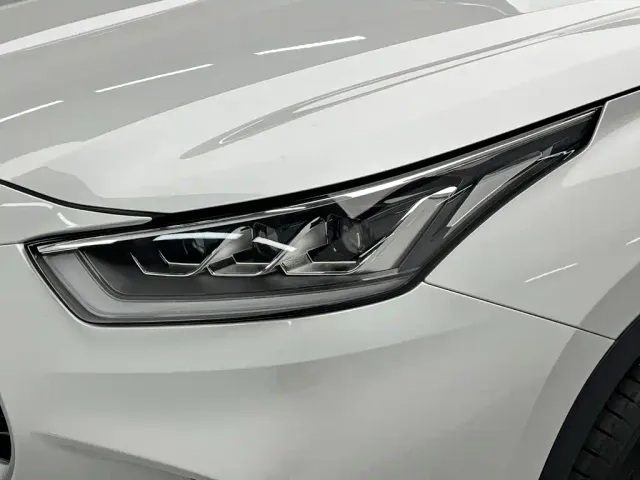 Toyota Highlander — Фото автомобиля 11