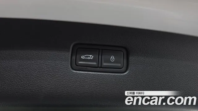 Genesis GV80 — Фото автомобиля 25
