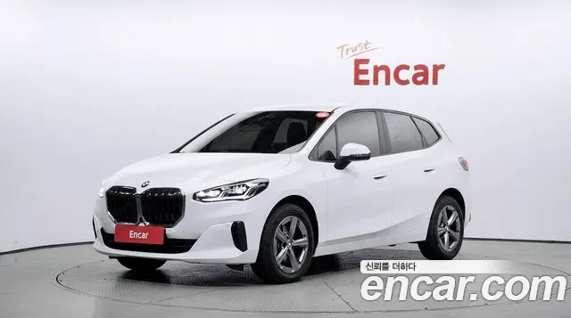 Фотография автомобиля — BMW 2 Series U06