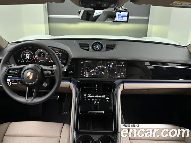 Porsche Panamera 976 — Фото автомобиля 7