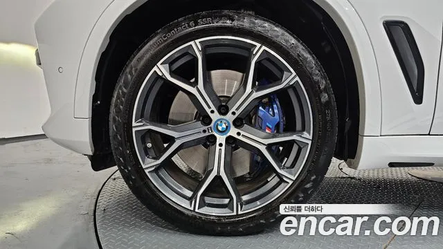 BMW X5 — Фото автомобиля 5