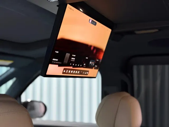ZEEKR Zeekr 009 2024 7-Seat Aisle AWD Version 108kWh — Фото автомобиля 7
