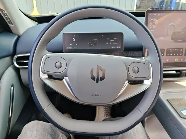 Leapmotor A10 — Фото автомобиля 15