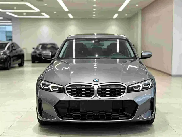 BMW 3 Series — Фото автомобиля 2