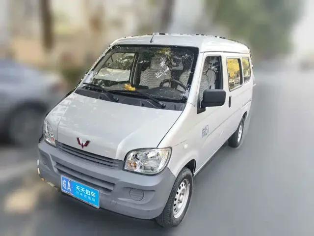Фотография автомобиля — Wuling Zhiguang