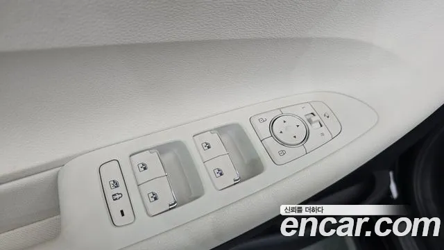 Hyundai Grandeur Новый Grandeur IG — Фото автомобиля 26