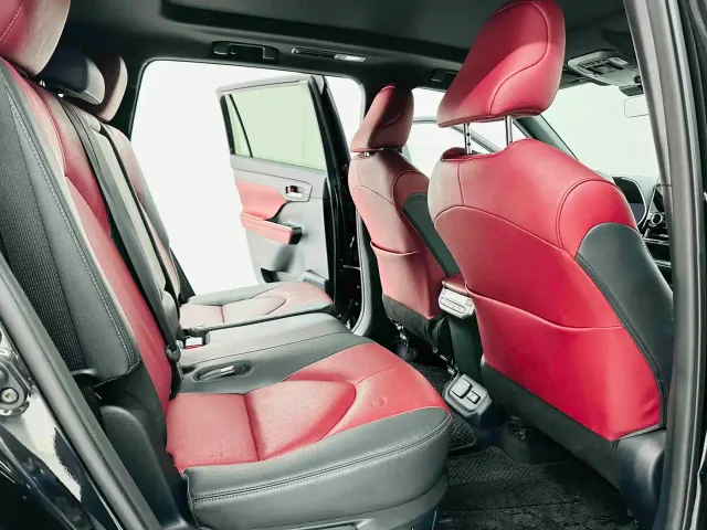 Toyota Crown Kluger — Фото автомобиля 5