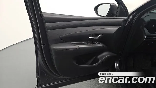 Hyundai Tucson Новый Tucson (NX4) Бензин 1.6 Turbo 4WD — Фото автомобиля 5
