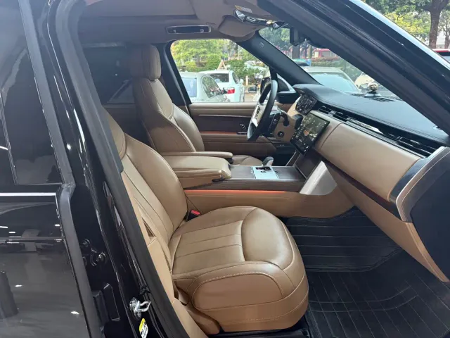 Land Rover Range Rover — Фото автомобиля 14