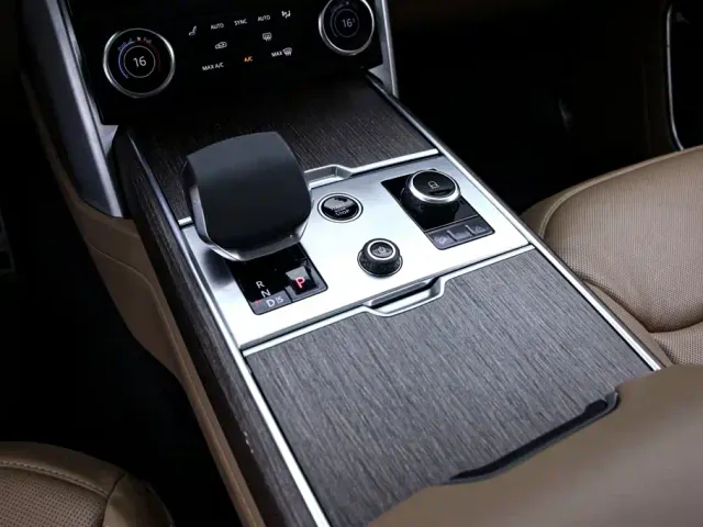 Land Rover Range Rover — Фото автомобиля 10