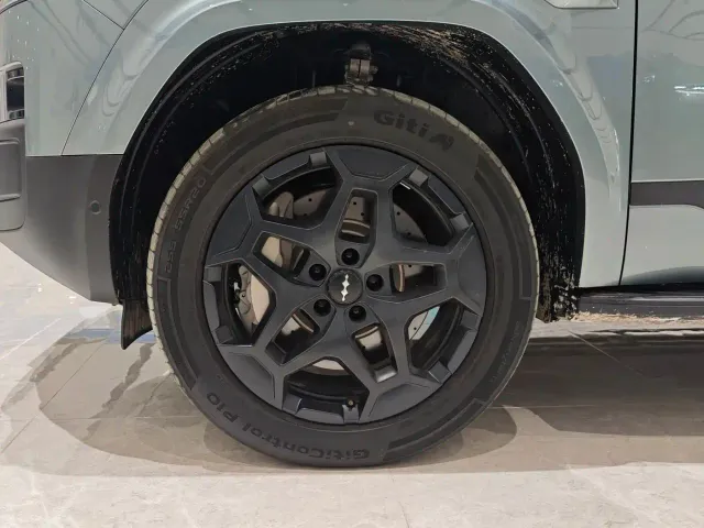 BYD FangChengBao Titanium 7 — Фото автомобиля 16