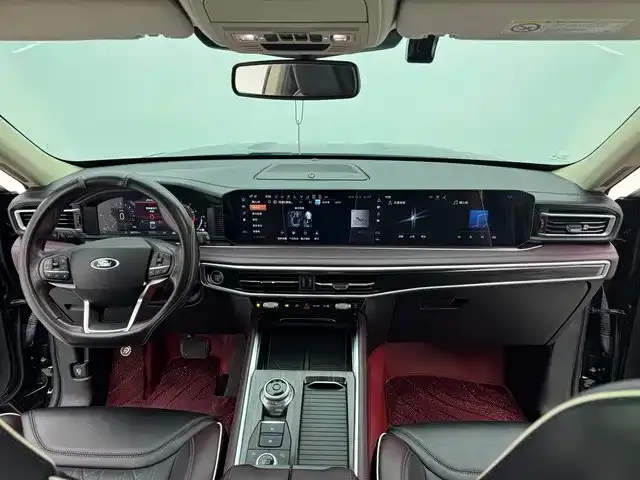 Ford Explorer — Фото автомобиля 9