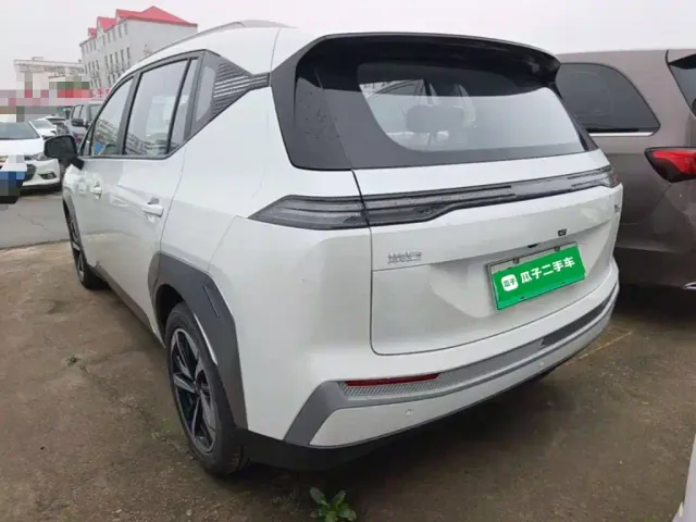 GAC Aion Y — Фото автомобиля 4