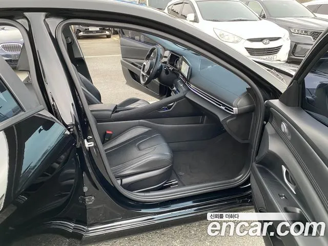 Hyundai Avante CN7 — Фото автомобиля 17