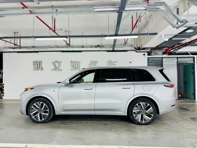 Li Auto L9 — Фото автомобиля 3