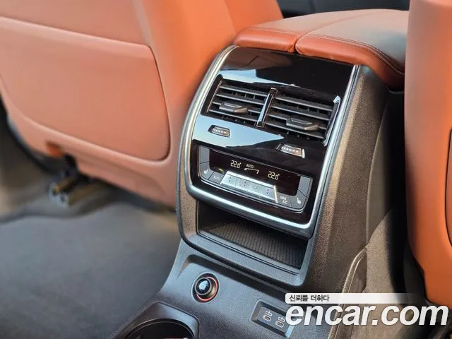 BMW X7 — Фото автомобиля 13