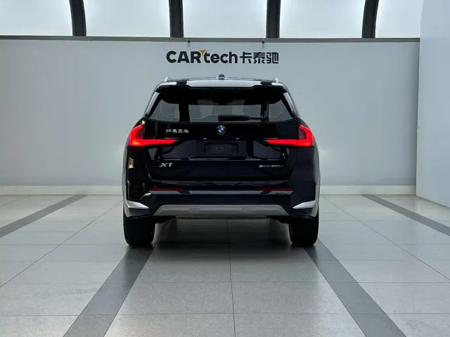 BMW X1 — Фото автомобиля 4