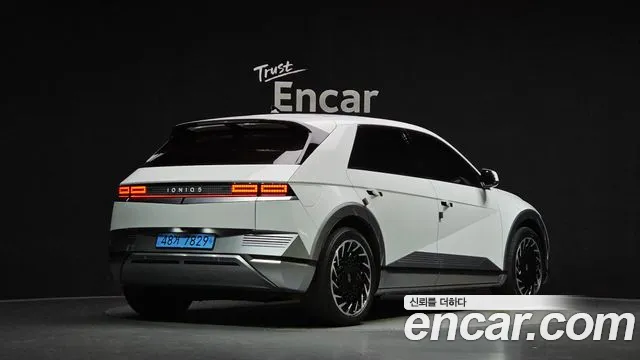 Hyundai Ioniq 5 — Фото автомобиля 2