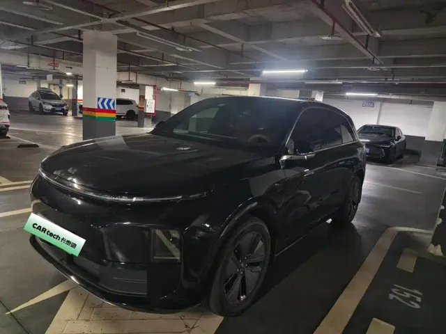 Фотография автомобиля — Li Auto L6