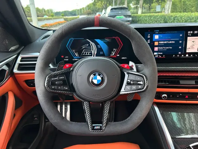 BMW M4 — Фото автомобиля 9