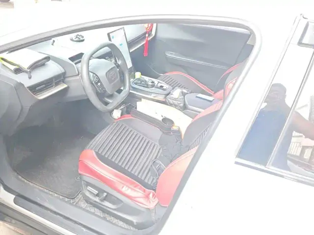 Toyota bZ3 — Фото автомобиля 9