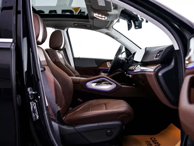 Mercedes-Benz GLE-Class — Фото автомобиля 19