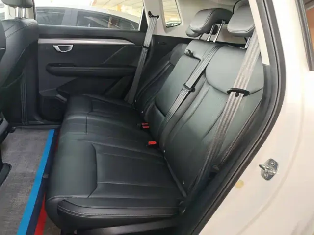 Wuling Asta — Фото автомобиля 16